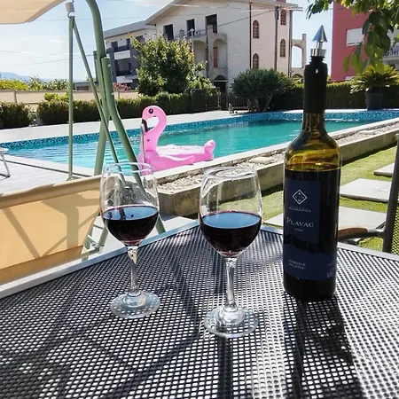 Apartamento Lazy Dayz Pool Trogir